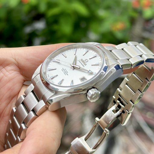 Omega AT 231.10.39.21.02.002 Size 38.5mm